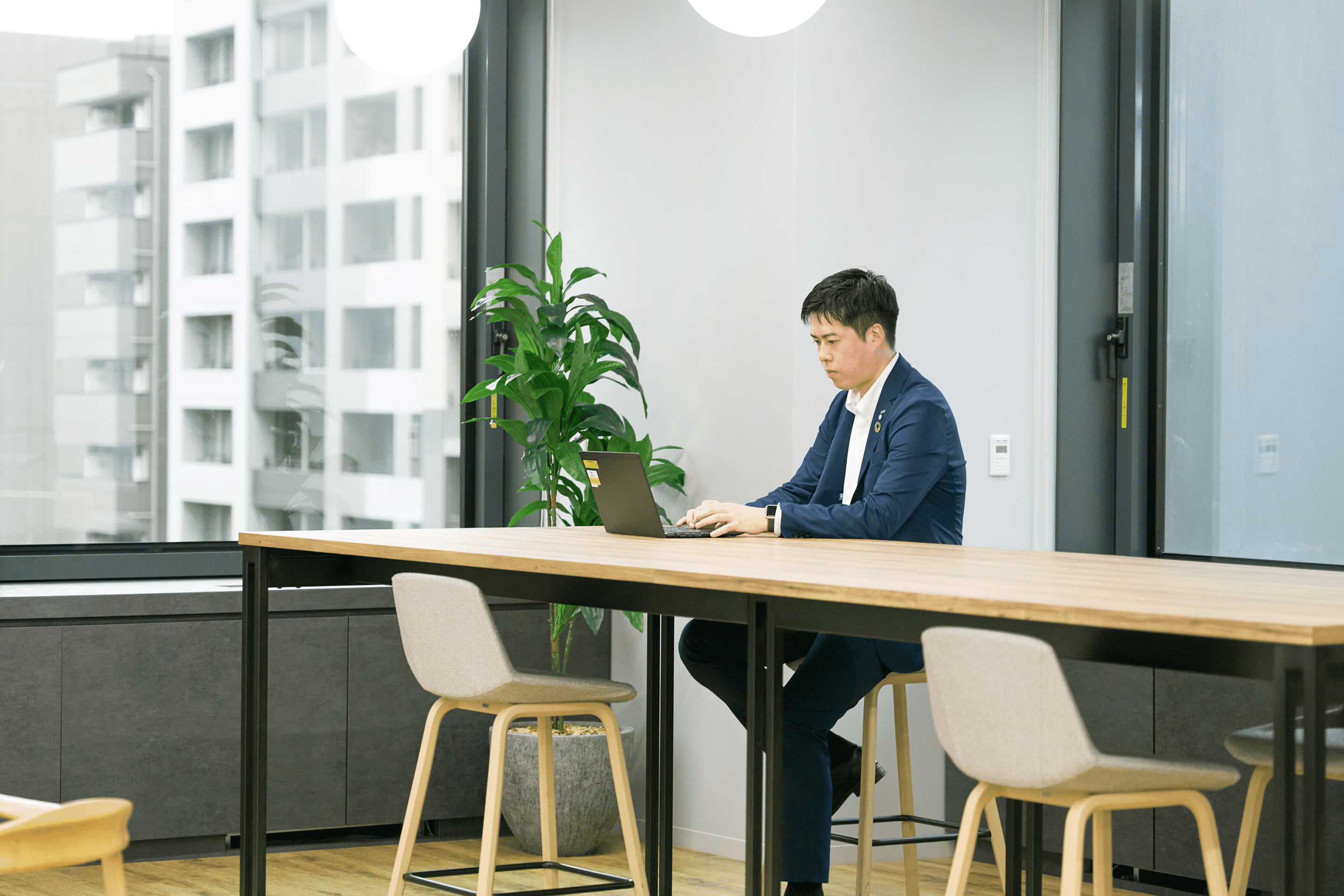 社員